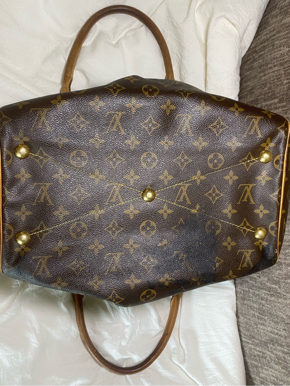 Louis Vuitton Tivoli GM Monogram Shoulder Bag with Tan Trim - Picture 12 of 16